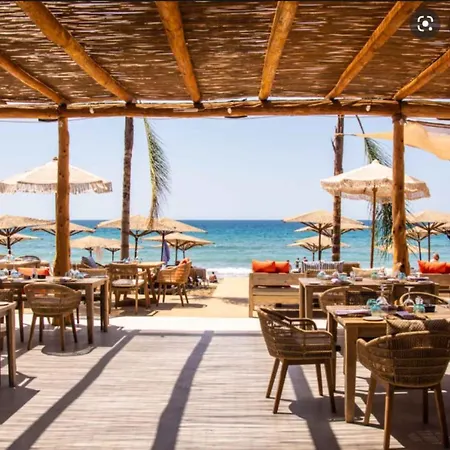 Exquisite And Modern Near With Heated Pool! Willa