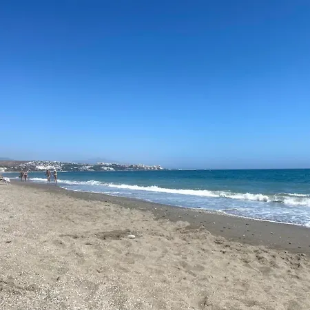 Exquisite And Modern Near With Heated Pool! Vila Marbella