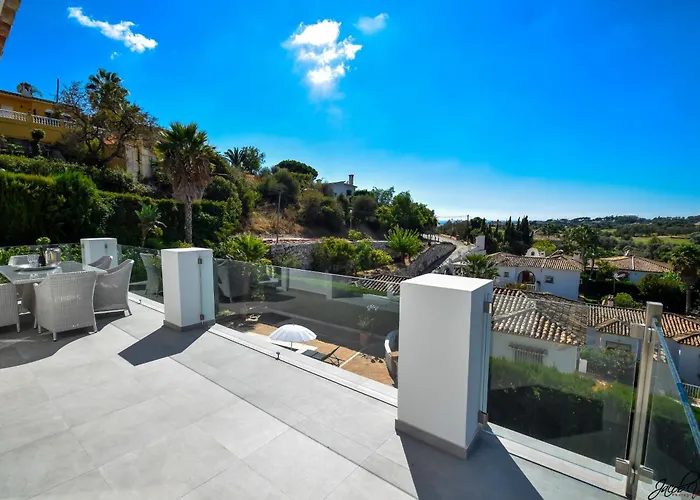 Villa Exquisite And Modern Near With Heated Pool! *